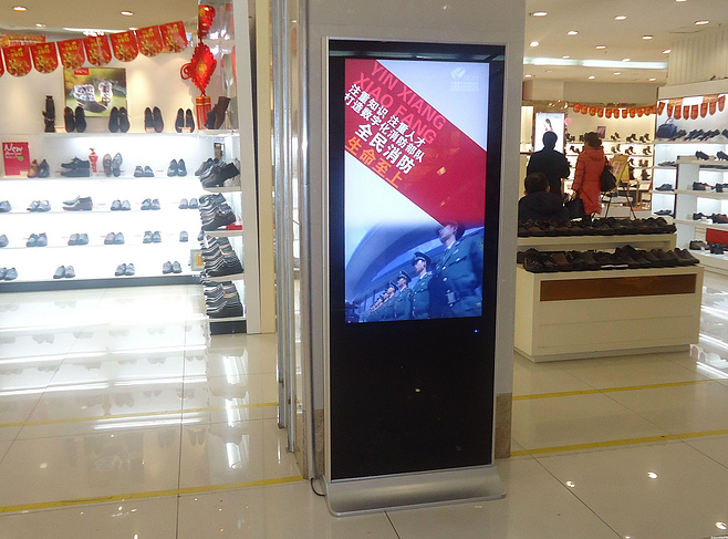 液晶廣告機(jī)方案，市場(chǎng)的營銷神器